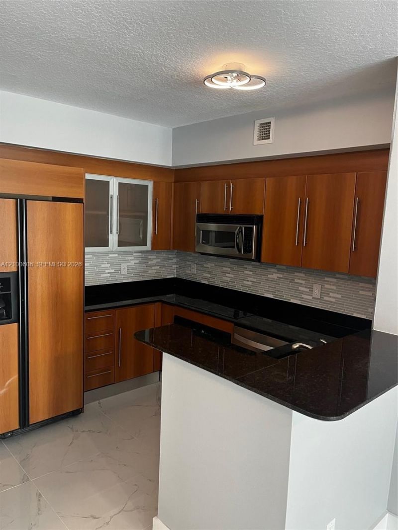335 S Biscayne Blvd , Unit 3500, Miami, FL 33131 Photo