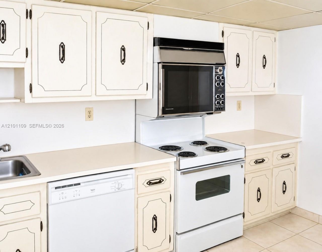 600 NE 36th St , Unit 1203, Miami, FL 33137 Photo