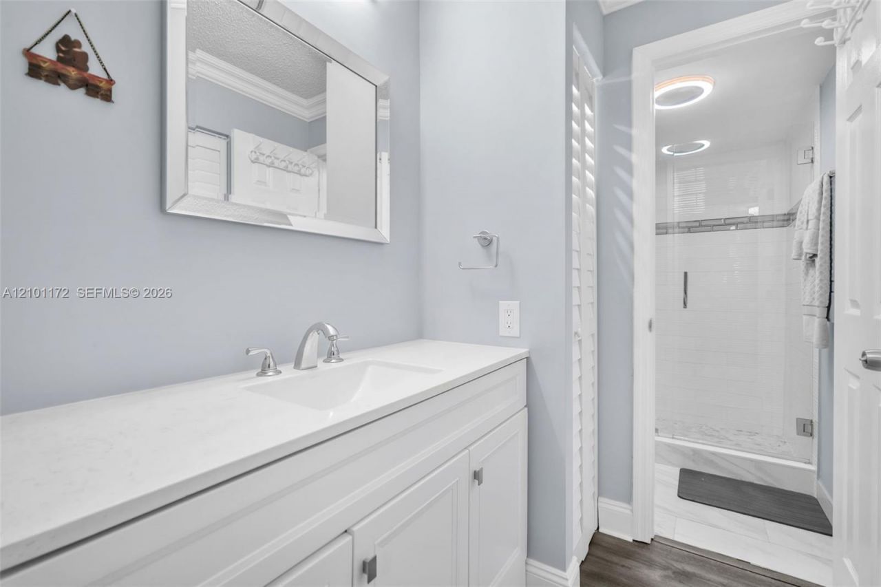 9090 Lime Bay Blvd , Unit 209, Tamarac, FL 33321 Photo