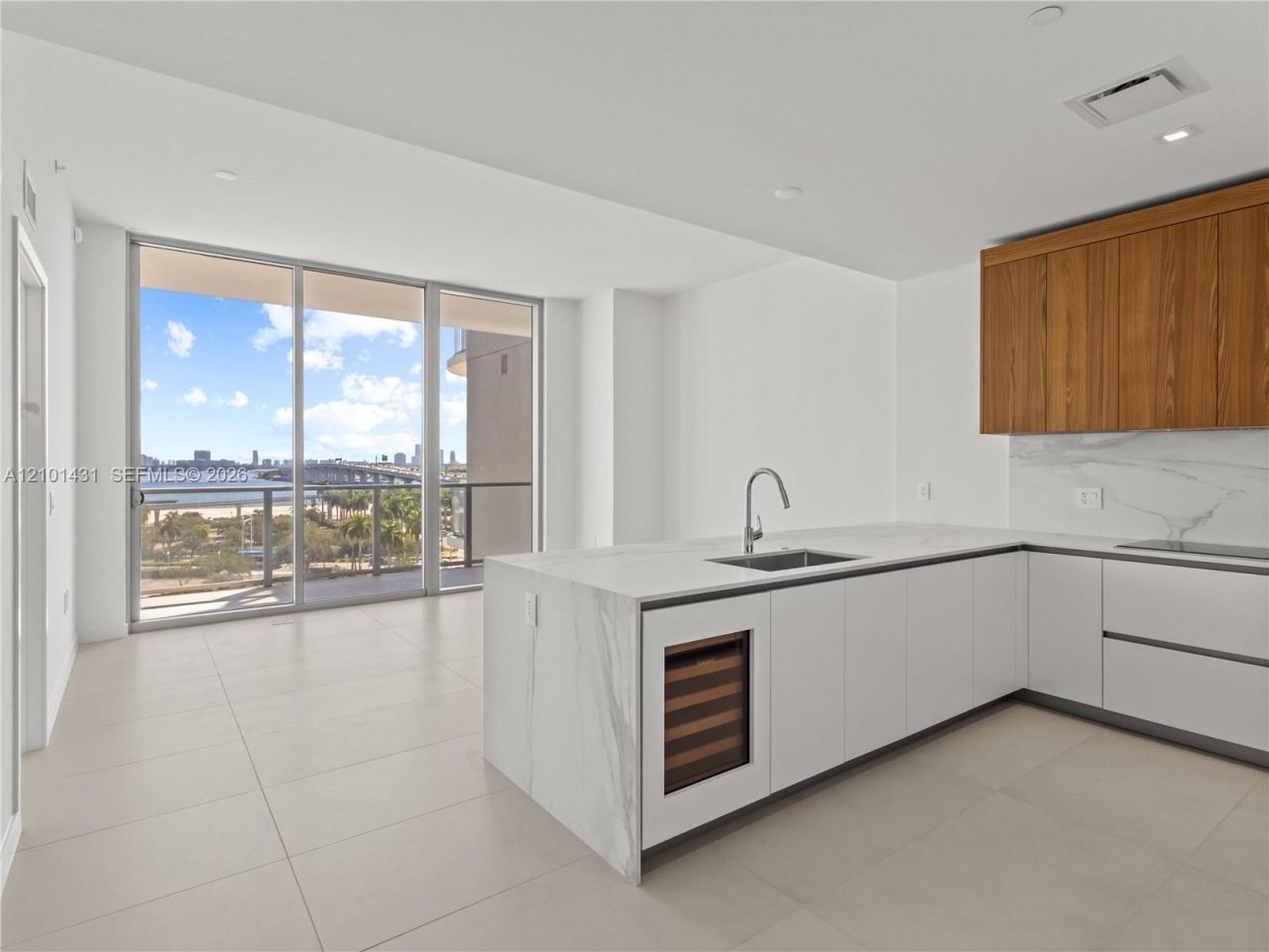 1400 Biscayne Blvd , Unit 608, Miami, FL 33132 Photo