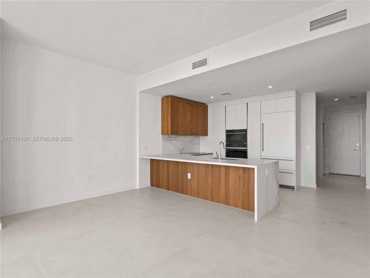 1400 Biscayne Blvd , Unit 608, Miami, FL 33132 Photo