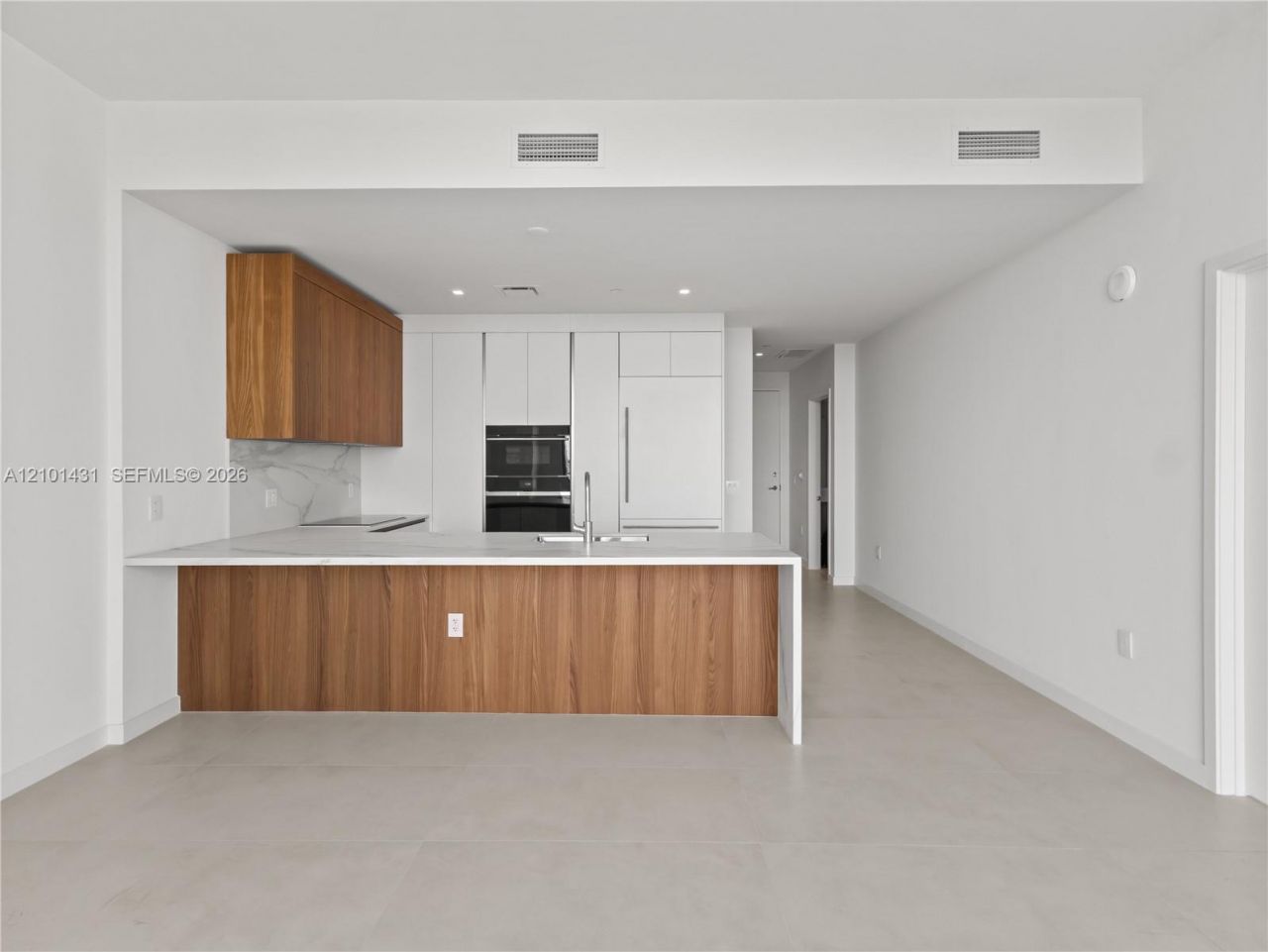 1400 Biscayne Blvd , Unit 608, Miami, FL 33132 Photo