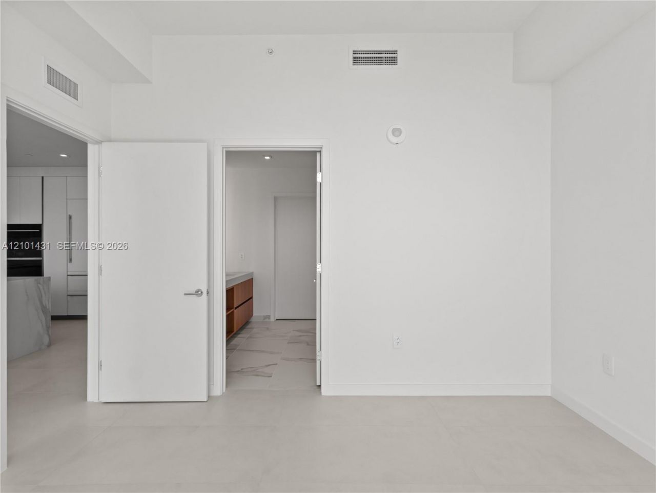 1400 Biscayne Blvd , Unit 608, Miami, FL 33132 Photo