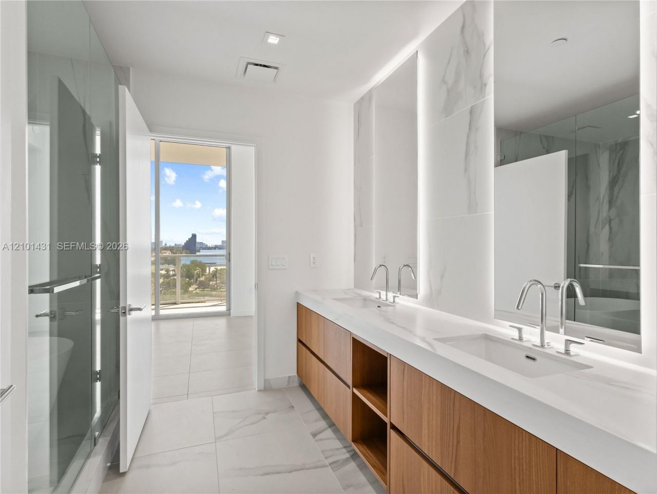 1400 Biscayne Blvd , Unit 608, Miami, FL 33132 Photo