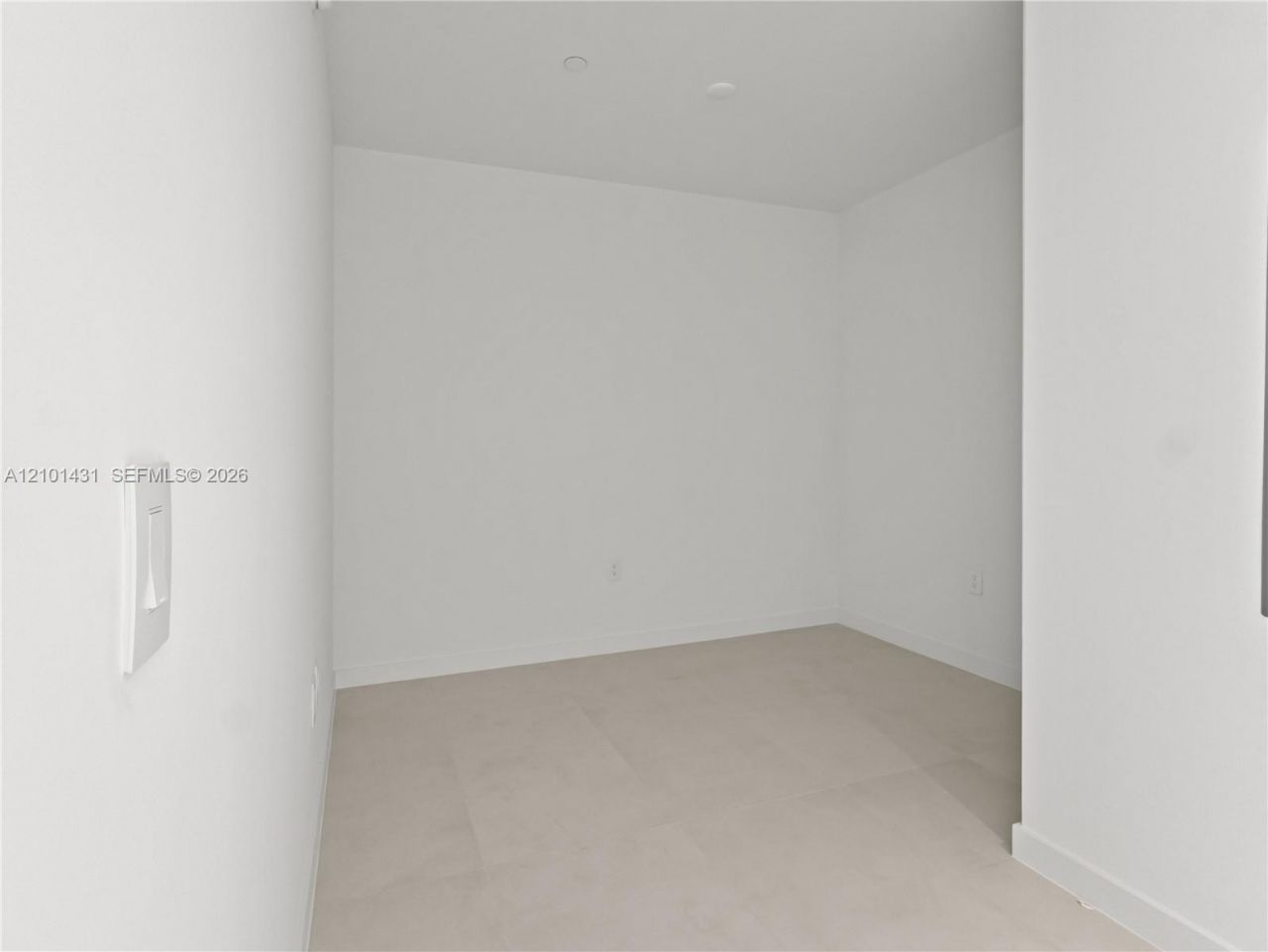 1400 Biscayne Blvd , Unit 608, Miami, FL 33132 Photo