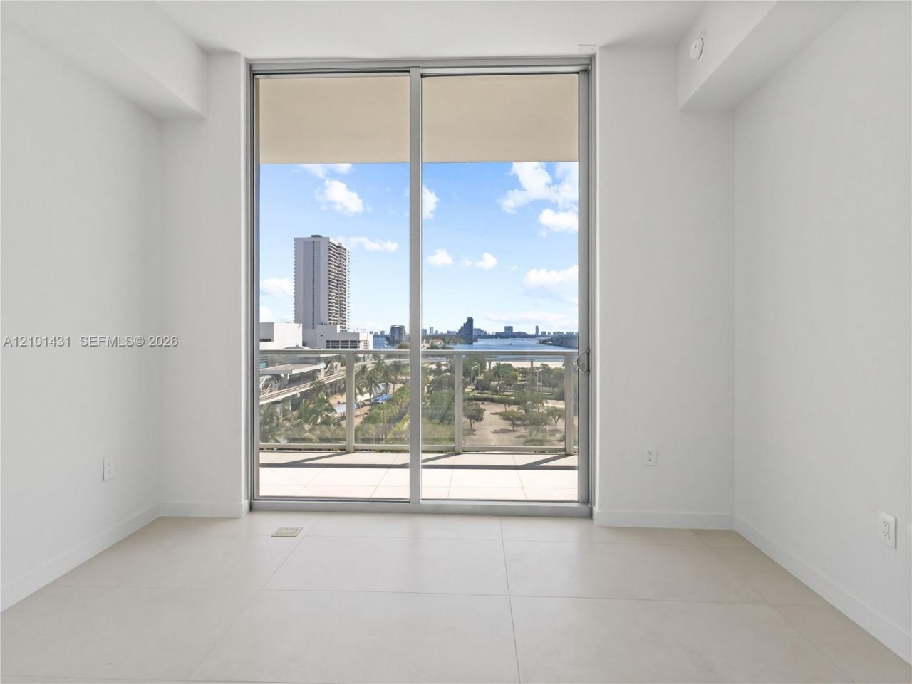 1400 Biscayne Blvd , Unit 608, Miami, FL 33132 Photo