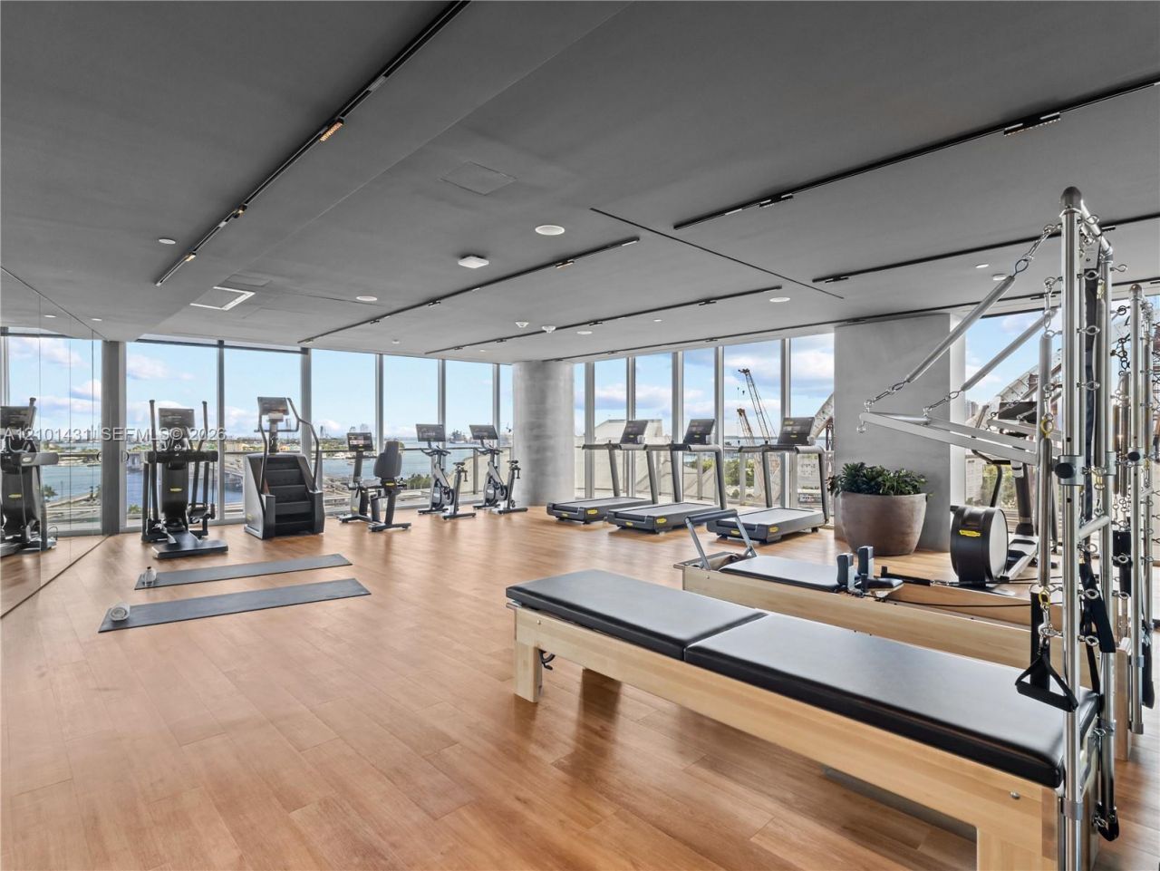1400 Biscayne Blvd , Unit 608, Miami, FL 33132 Photo
