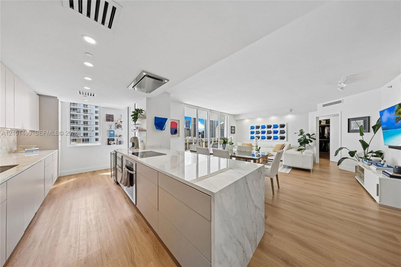 901 Brickell Key Blvd , Unit 2403, Miami, FL 33131 Photo