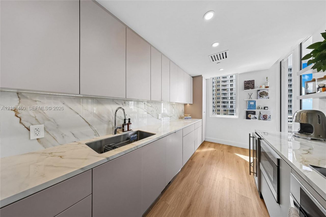 901 Brickell Key Blvd , Unit 2403, Miami, FL 33131 Photo