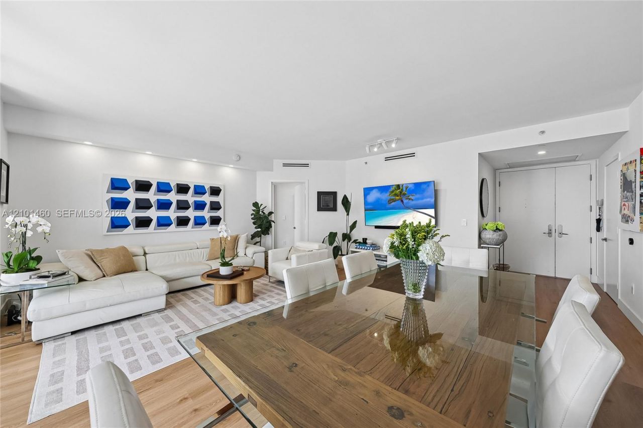 901 Brickell Key Blvd , Unit 2403, Miami, FL 33131 Photo