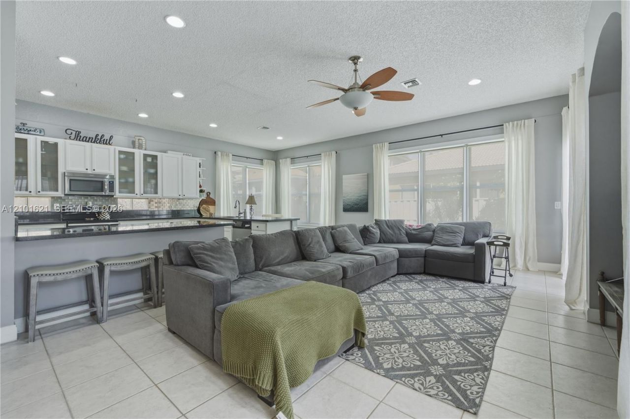 13357 SW 27th St , Miramar, FL 33027 Photo