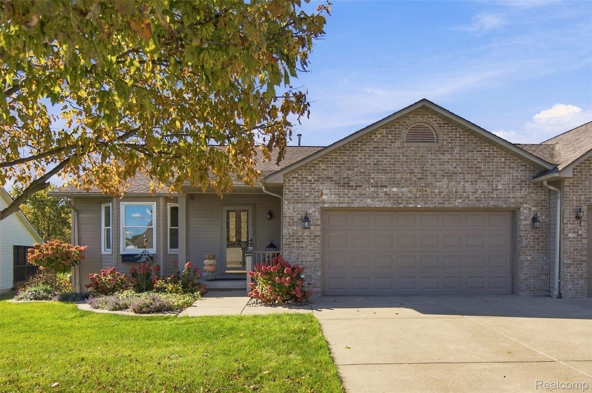 7404 Cross Creek Drive, Swartz Creek, Mi 48473 Main Photo