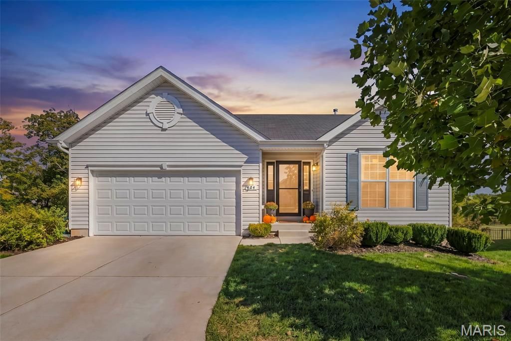 424 Cozy Pines Drive , Lake Saint Louis, MO 63367 Main Photo