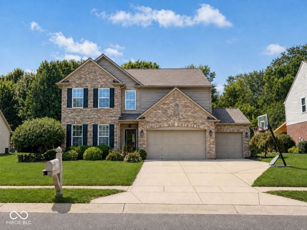 11126 Niagara Drive, Fishers, IN 46037