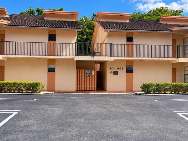 1911 NW 94TH Avenue, Unit 101A, Coral Springs, FL 33071