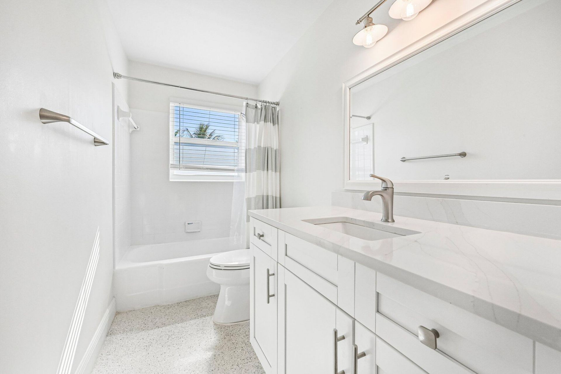 371 Saturn Avenue, Tequesta, FL 33469 Photo