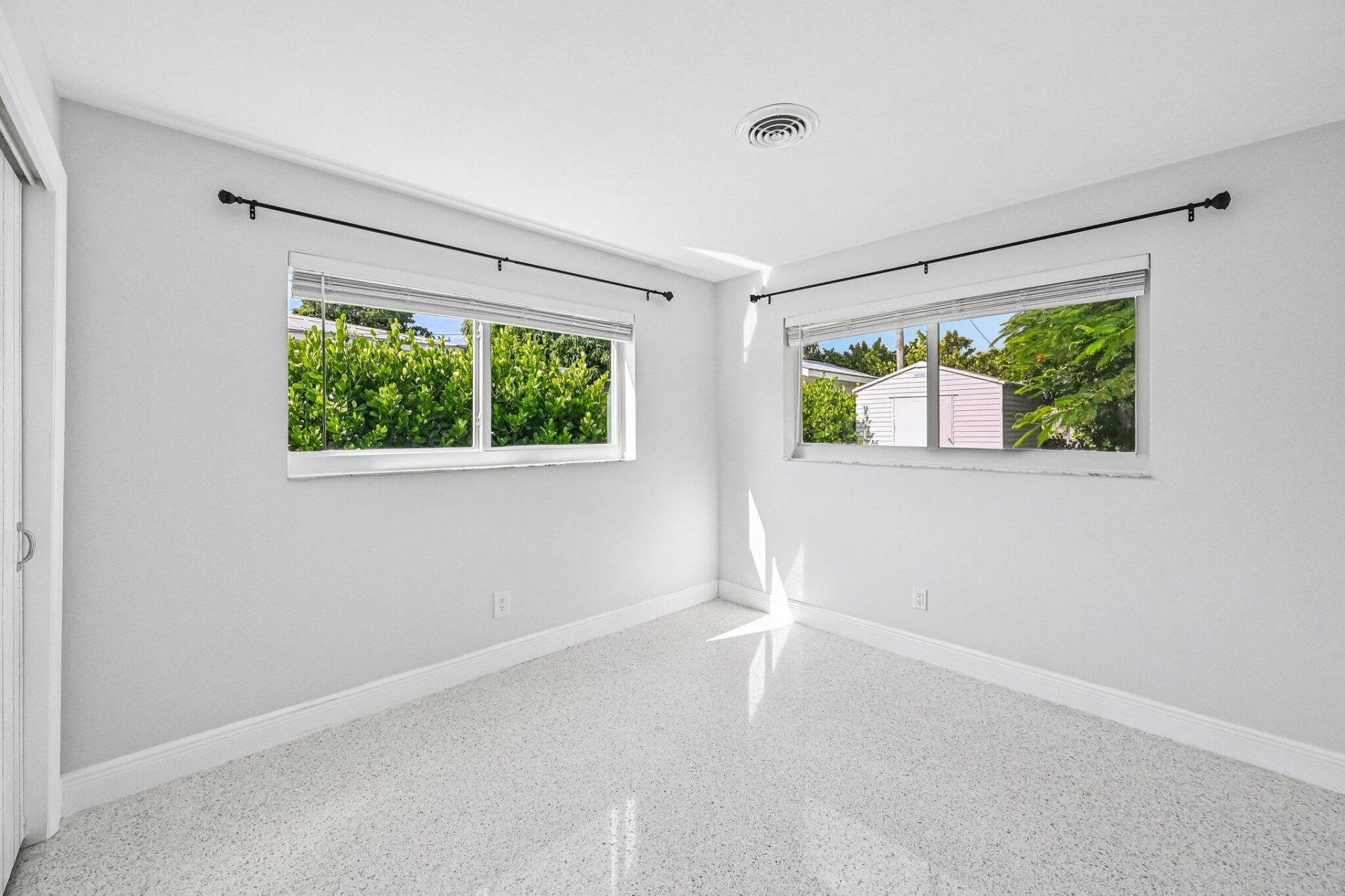371 Saturn Avenue, Tequesta, FL 33469 Photo