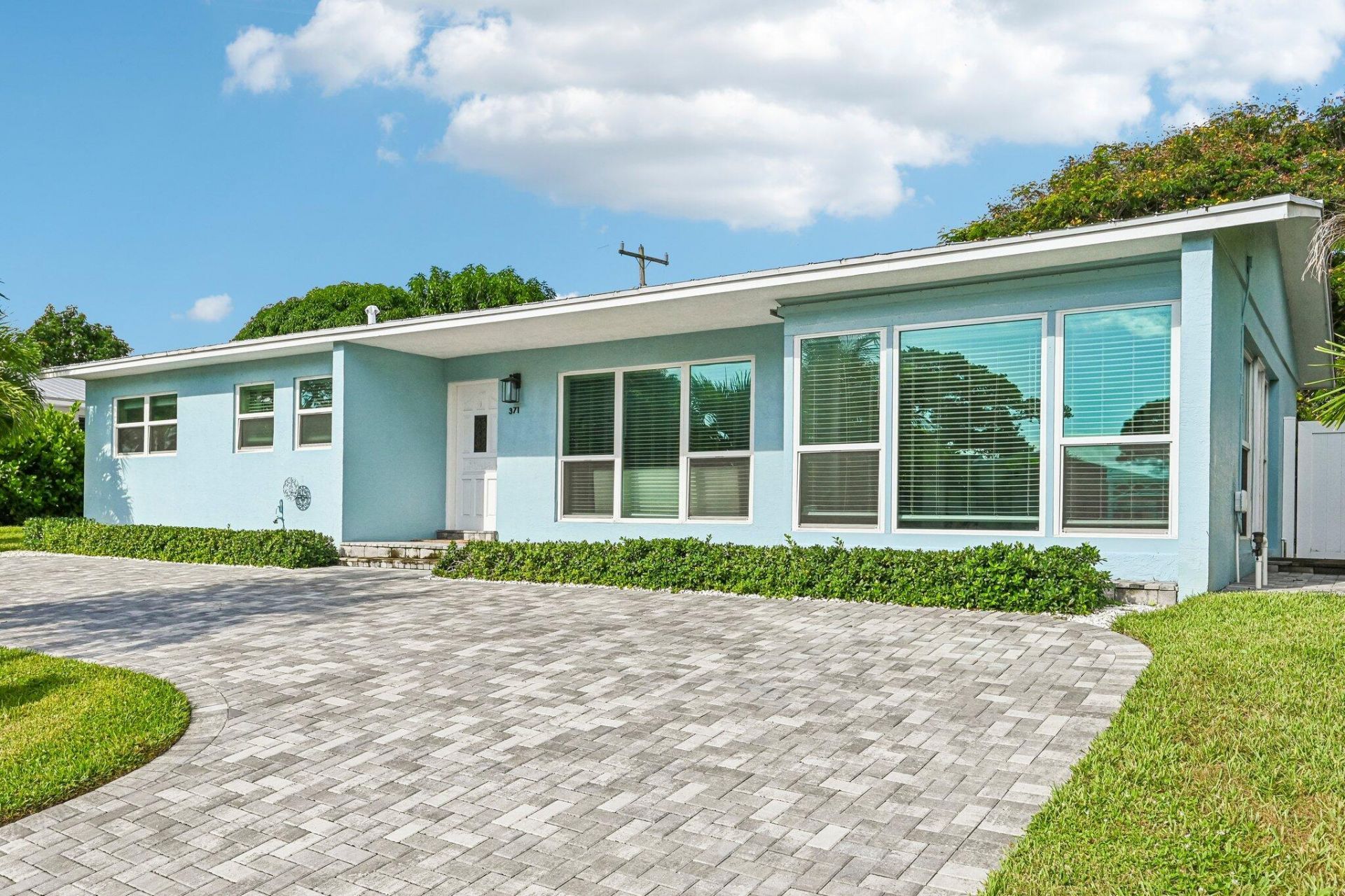 371 Saturn Avenue, Tequesta, FL 33469 Photo