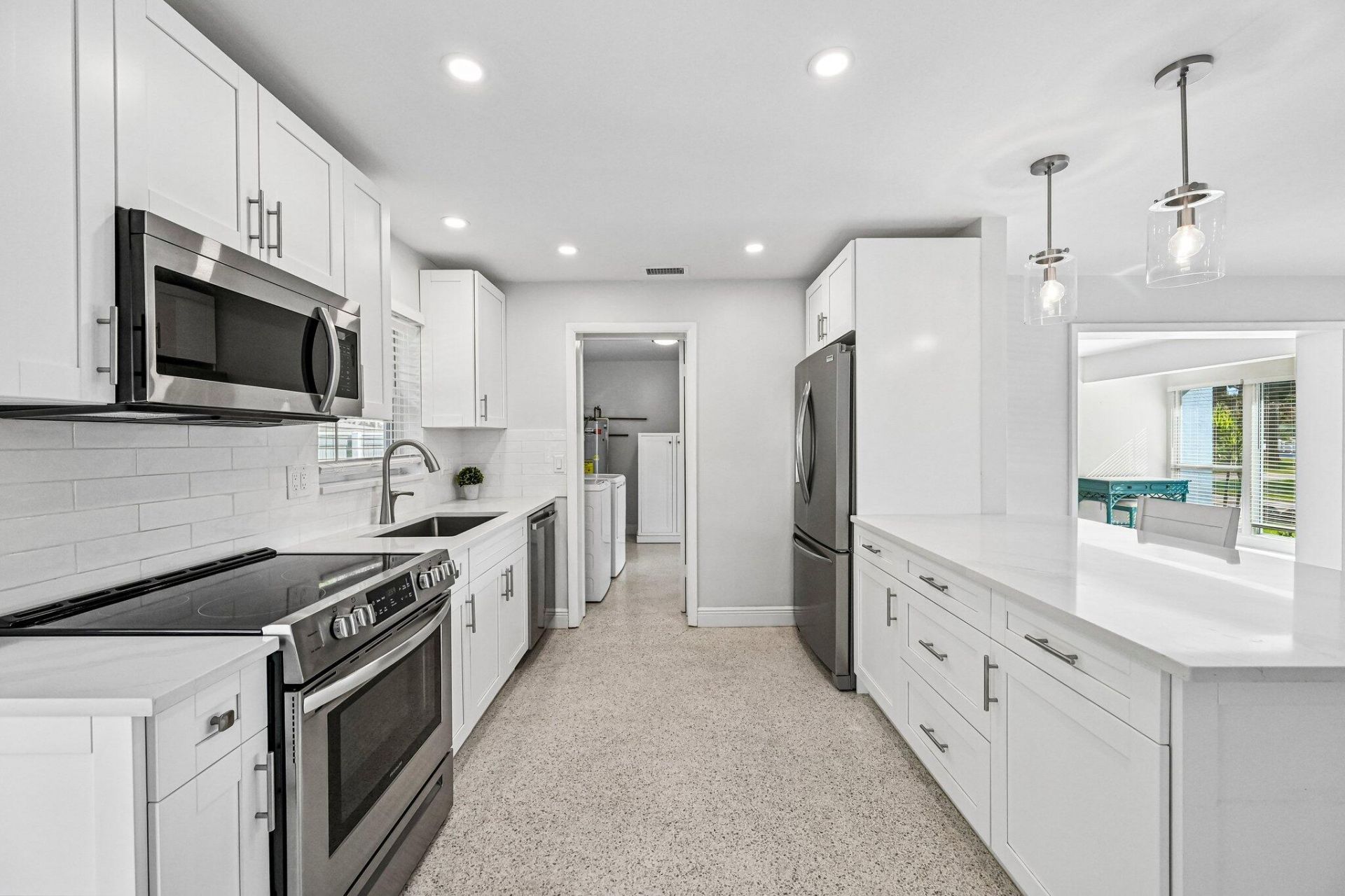 371 Saturn Avenue, Tequesta, FL 33469 Photo