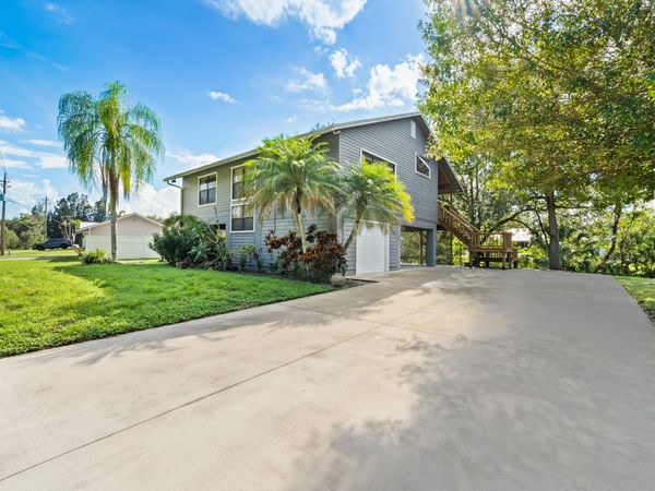 8070 SE RIVER Lane, Stuart, FL 34997