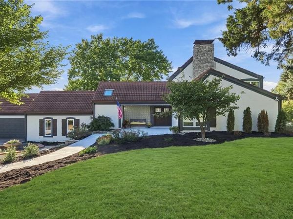 14340 S Gardner Road, Gardner, KS 66030