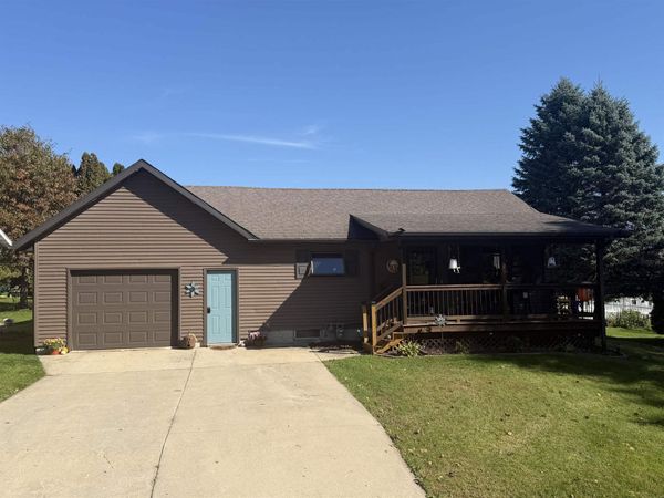 701 S Egbert Street, Monona, IA 52159