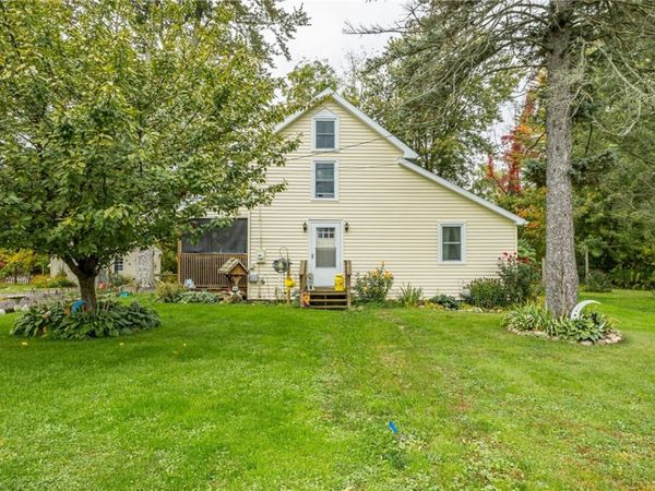 4854 Wabash Rd , Geneva, NY 14456