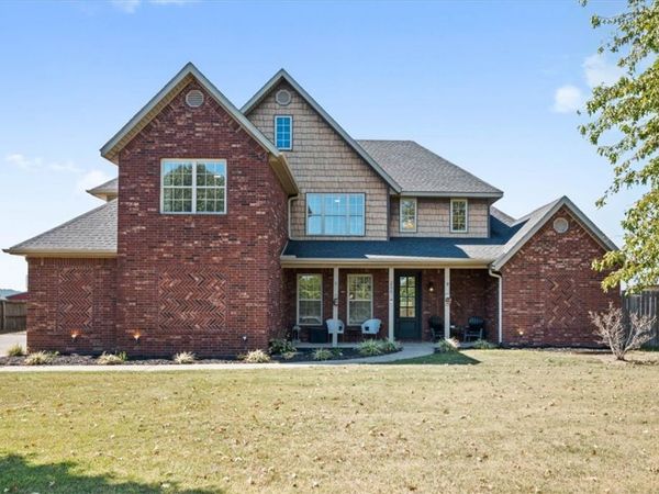 2000 Viney Grove Road , Prairie Grove, AR 72753