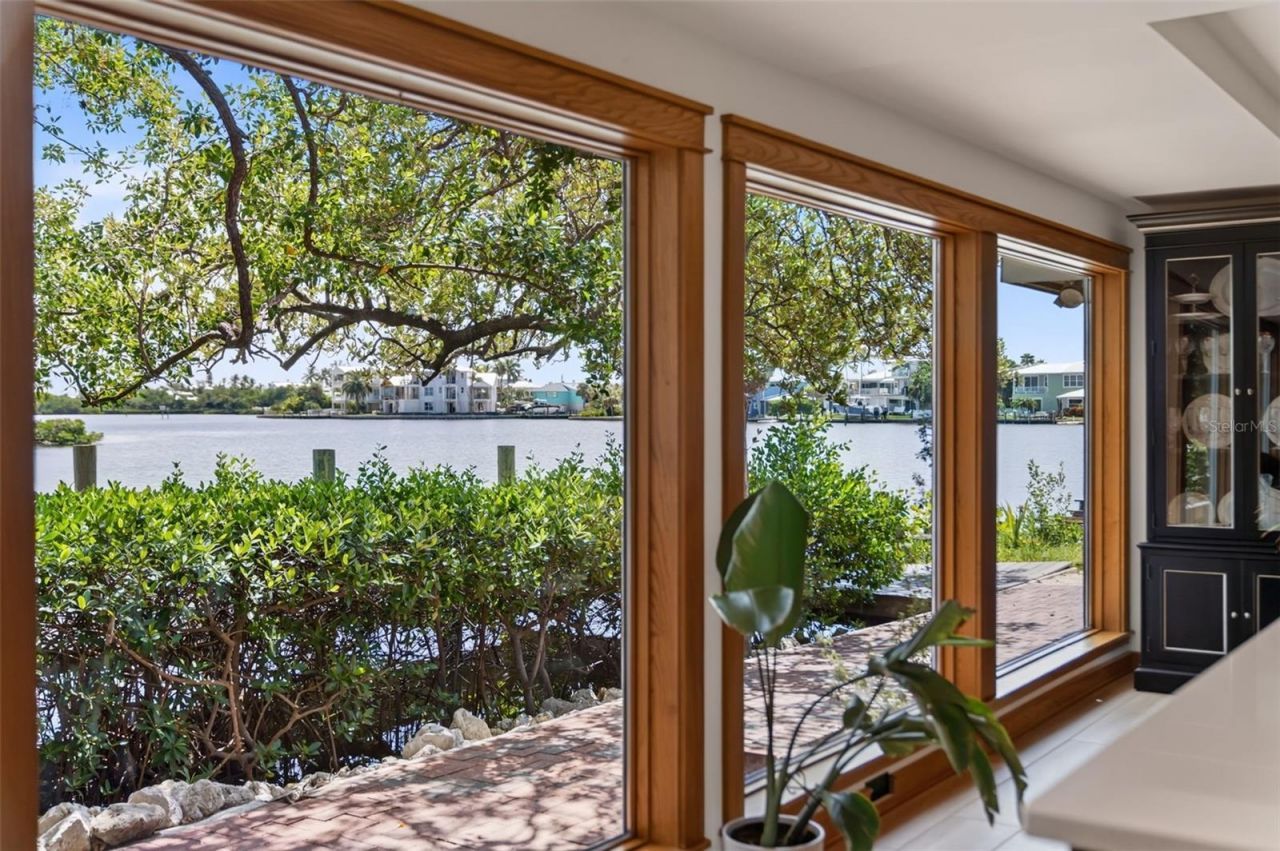 511 South Drive, Anna Maria, FL 34216 Photo