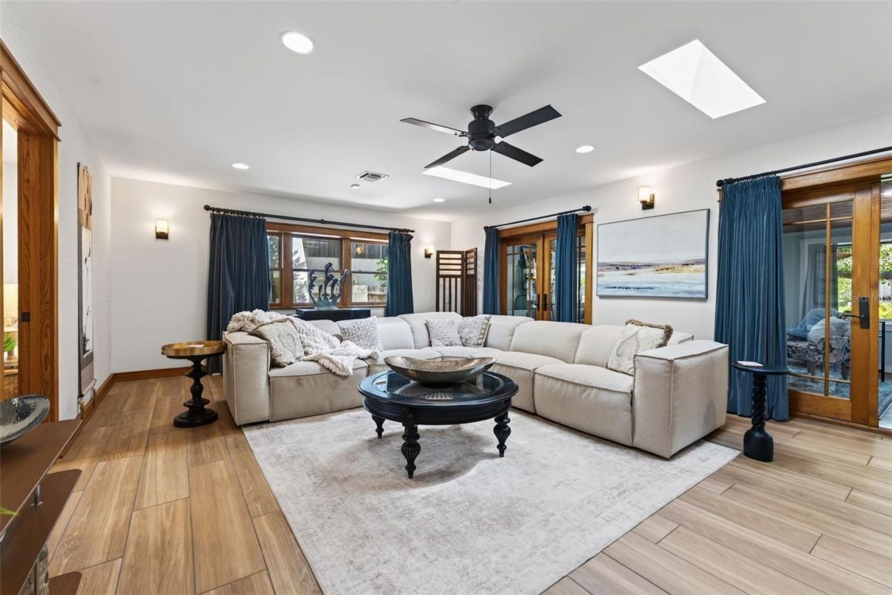 511 South Drive, Anna Maria, FL 34216 Photo