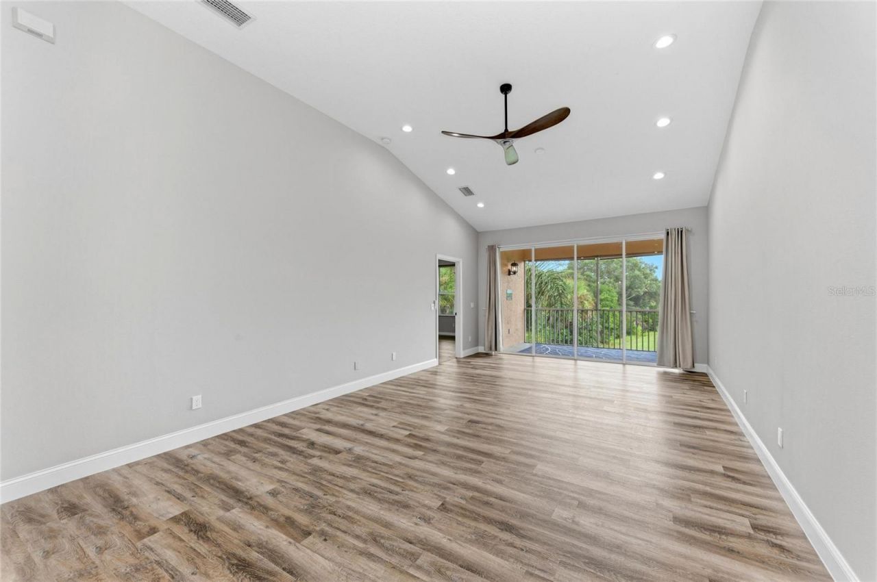 5645 Key Largo Court , Unit 5645, Bradenton, FL 34203 Photo