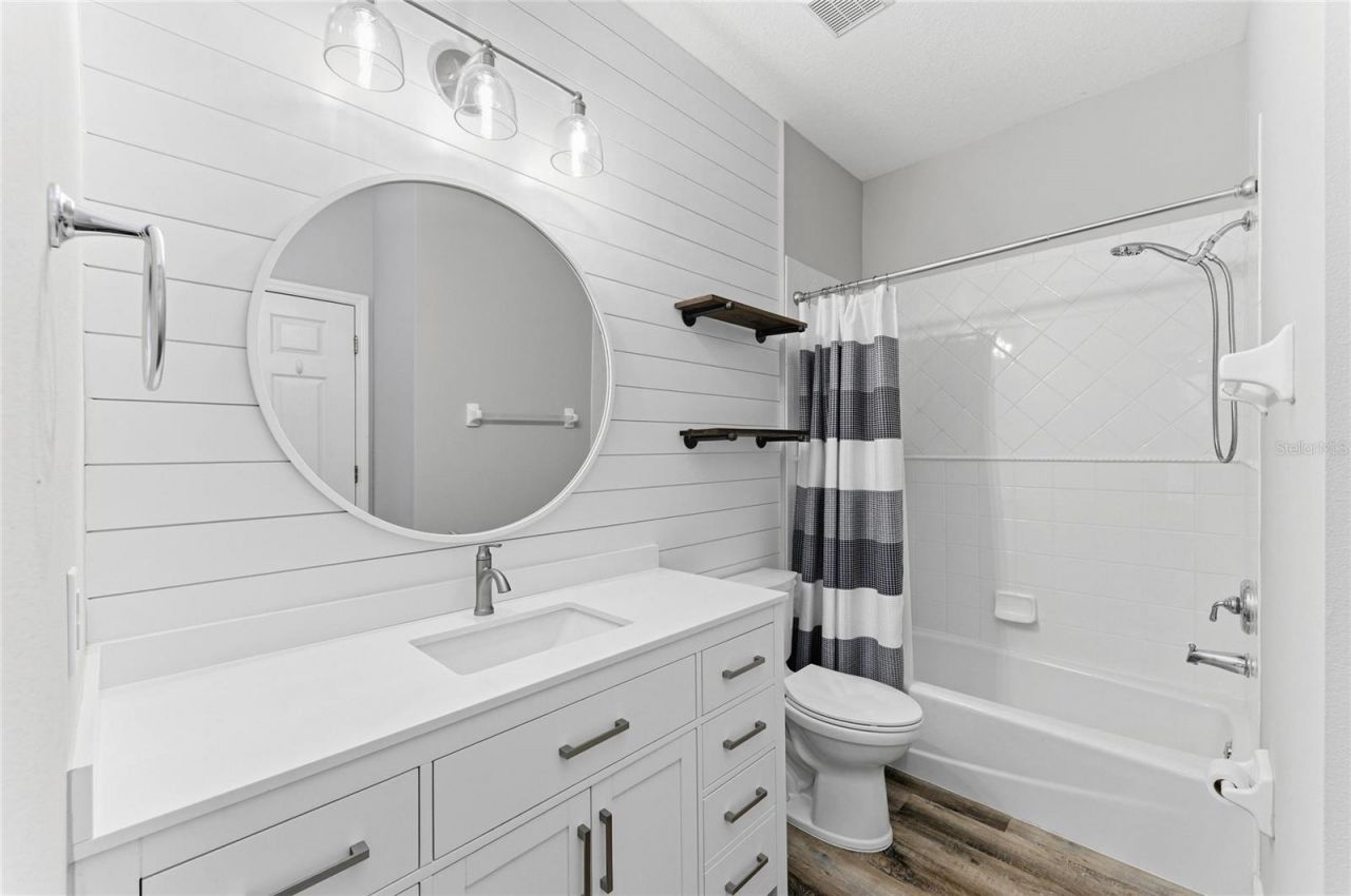 5645 Key Largo Court , Unit 5645, Bradenton, FL 34203 Photo