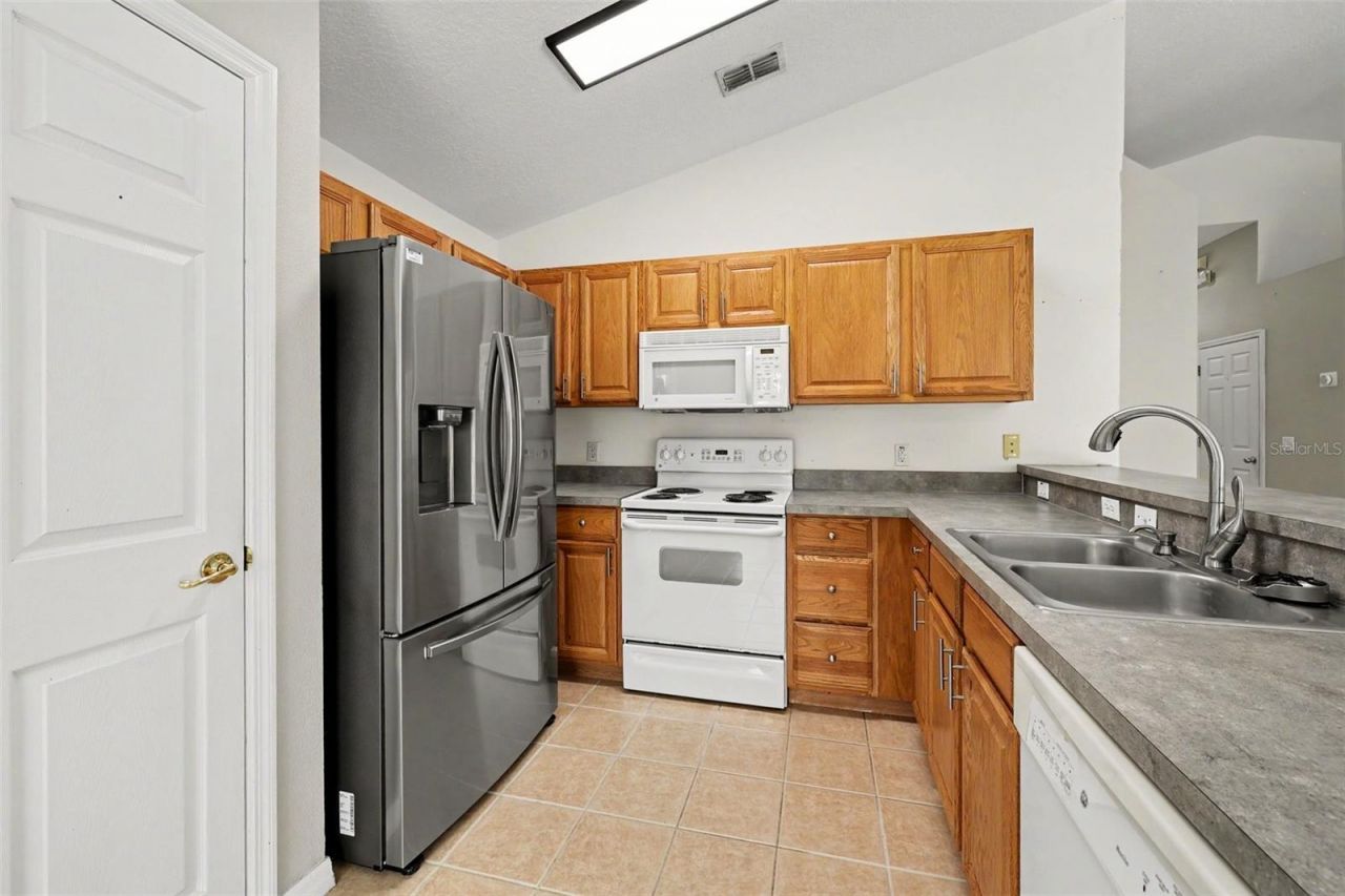251 Kensington Drive , Davenport, FL 33897 Photo