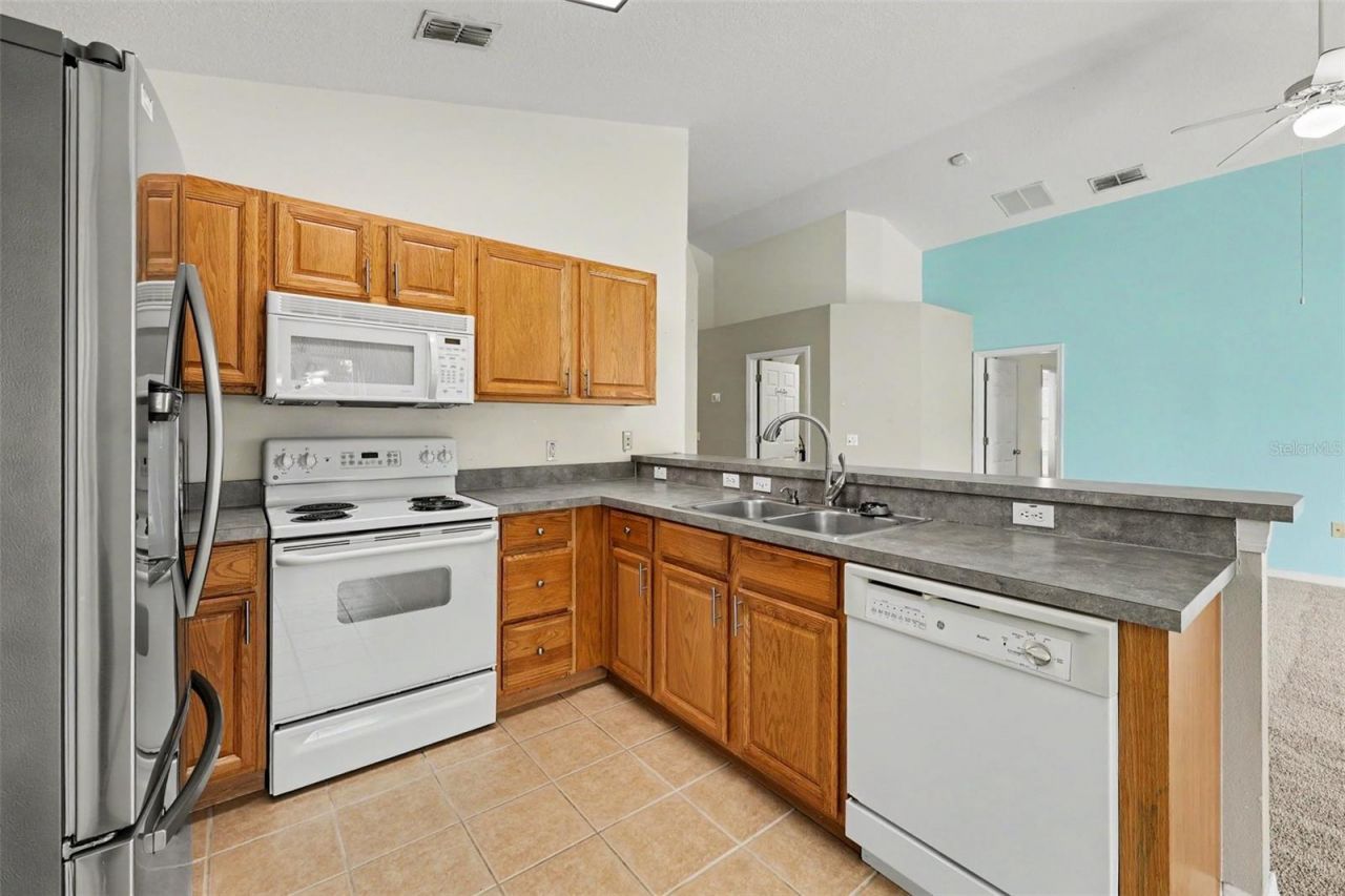 251 Kensington Drive , Davenport, FL 33897 Photo