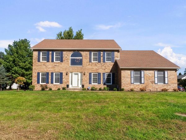 3850 E 59th Street, Davenport, IA 52807