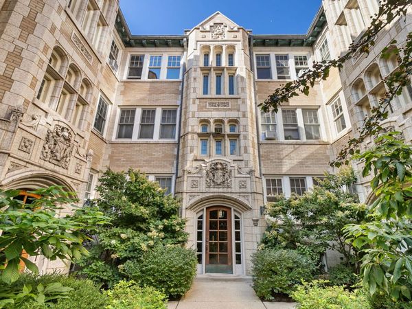 Unit 1E, Chicago, IL 60657