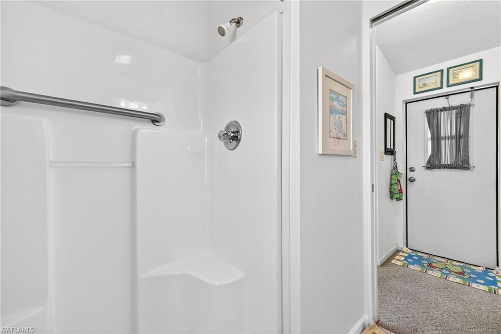 3131 Crystal Lake Dr, Naples, FL 34120 Photo