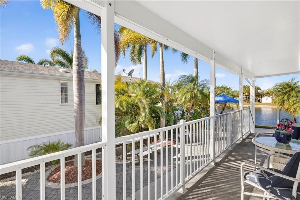 3131 Crystal Lake Dr, Naples, FL 34120 Photo