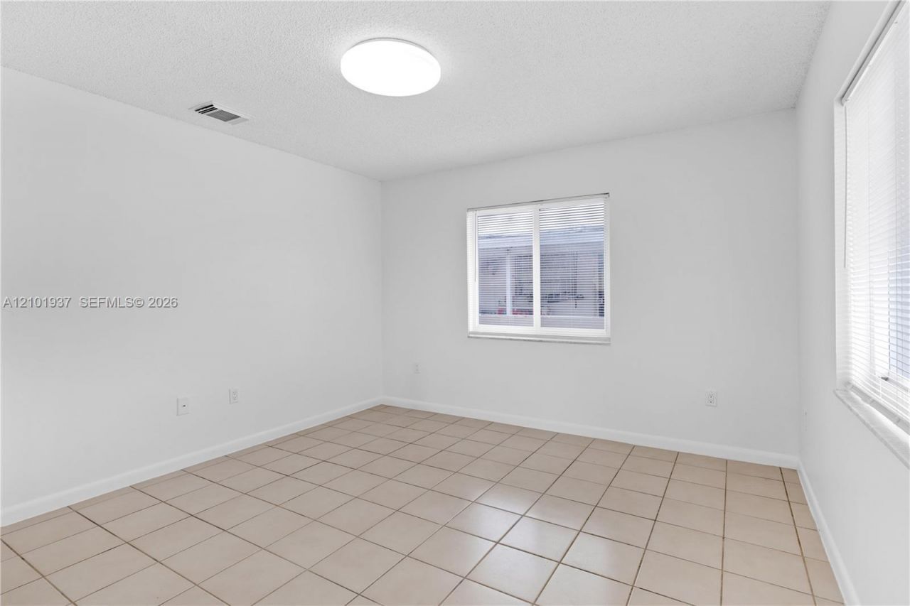 911 SW 79th Ave , Miami, FL 33144 Photo