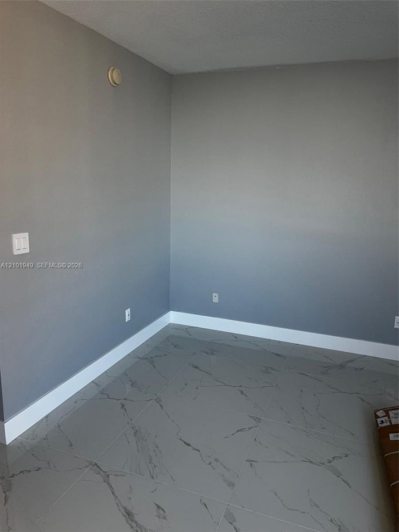 335 S Biscayne Blvd , Unit 3500, Miami, FL 33131 Photo