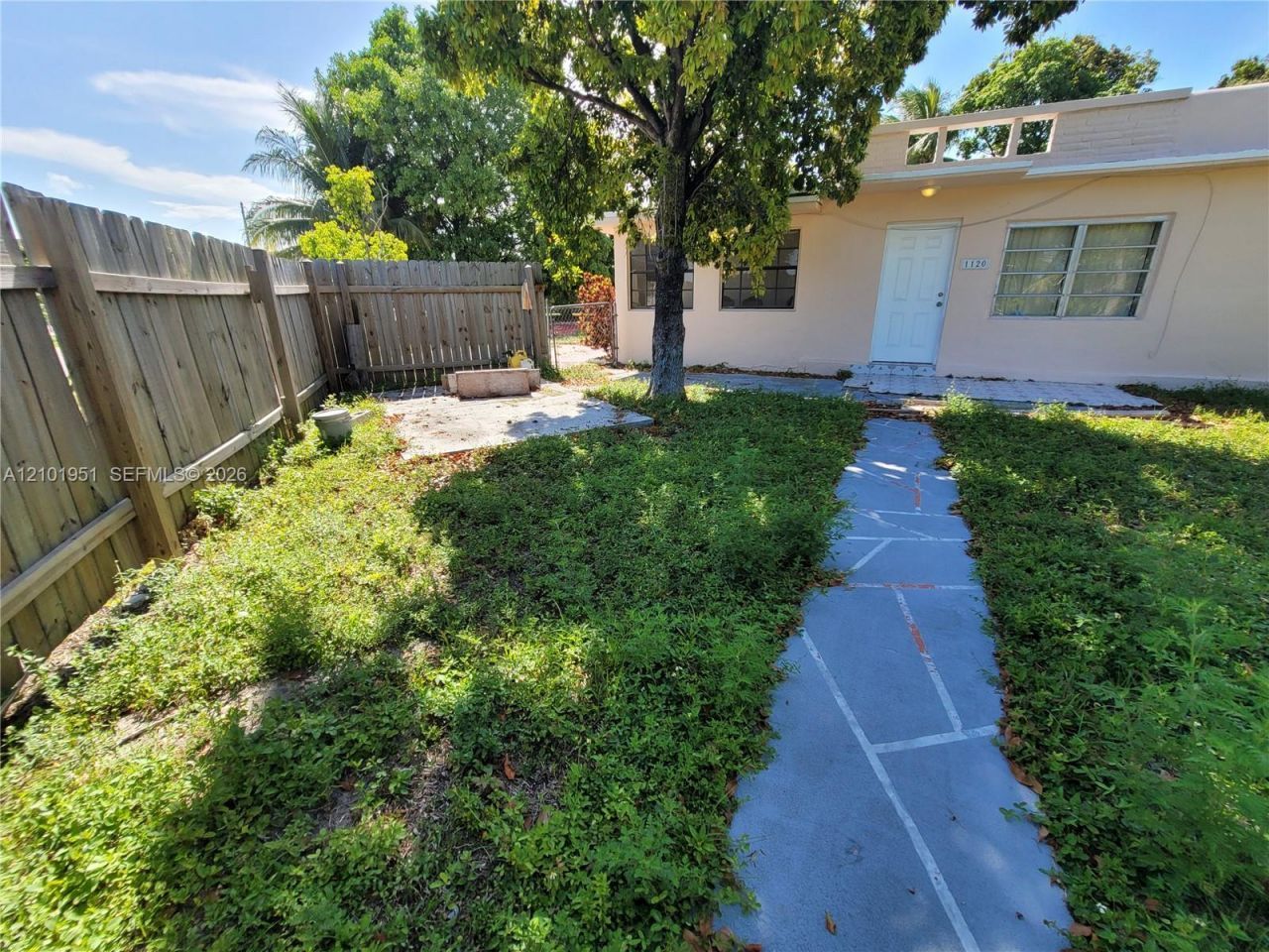 1120 E Le Jeune Road , Hialeah, FL 33010 Photo