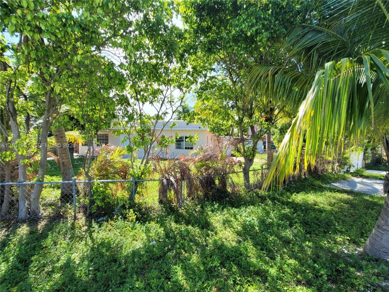 1120 E Le Jeune Road , Hialeah, FL 33010 Photo