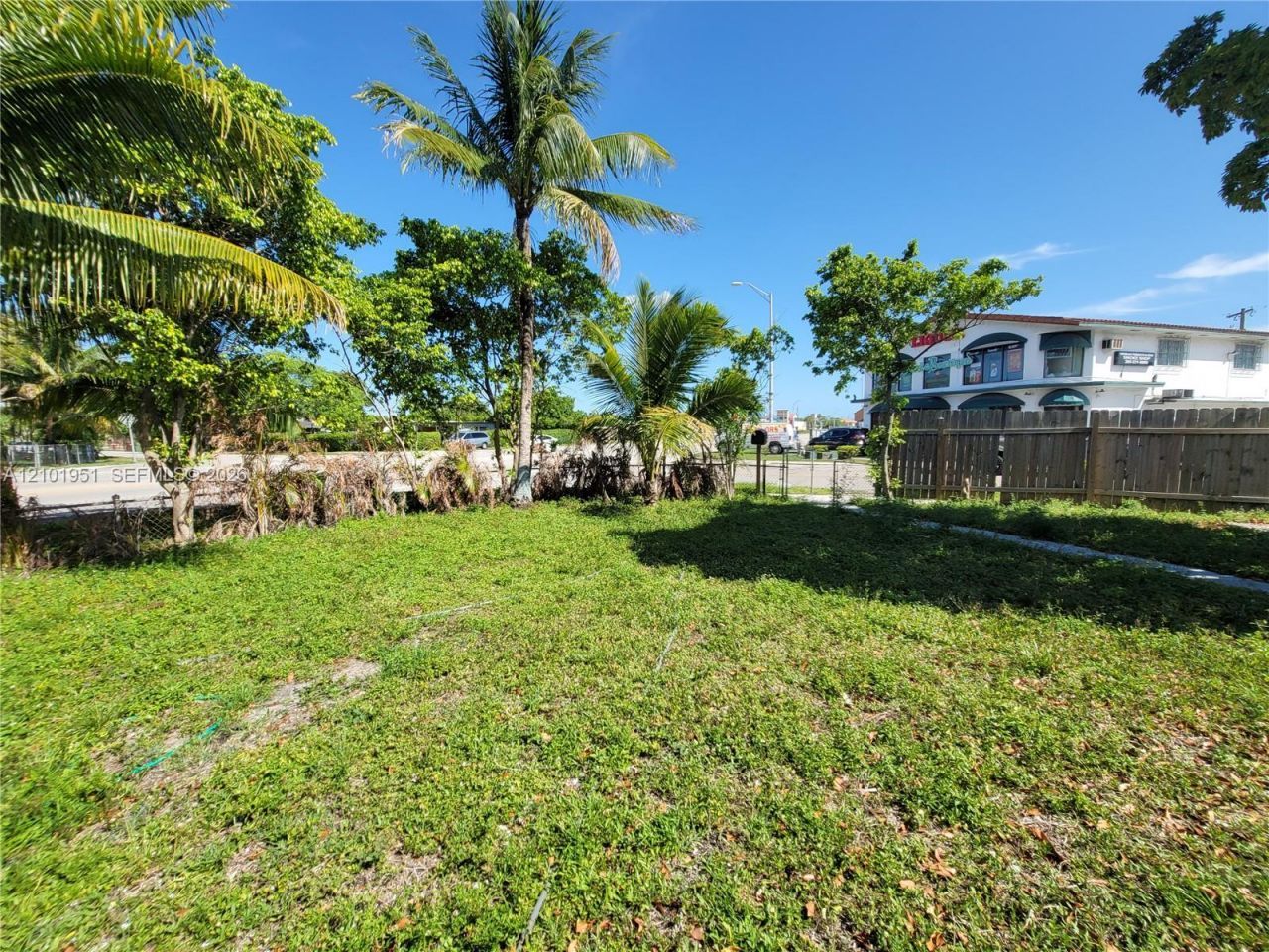 1120 E Le Jeune Road , Hialeah, FL 33010 Photo