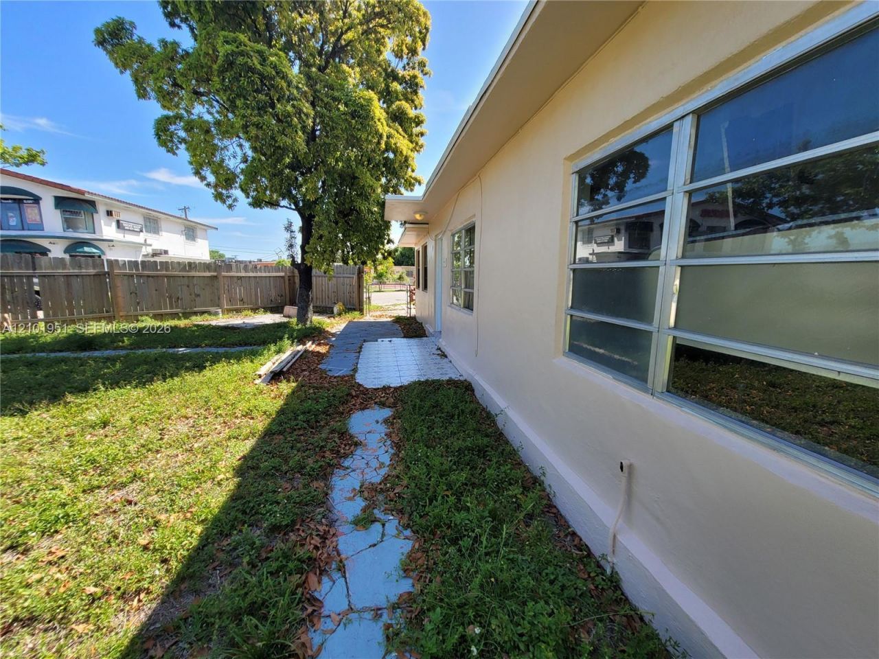 1120 E Le Jeune Road , Hialeah, FL 33010 Photo