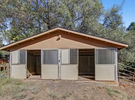 935 Whispering Pines Rd, Colfax, CA 95713 Photo