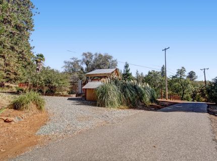 935 Whispering Pines Rd, Colfax, CA 95713 Photo