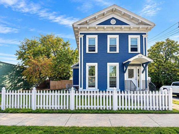 221 HIGH AVENUE, Oshkosh, WI 54901