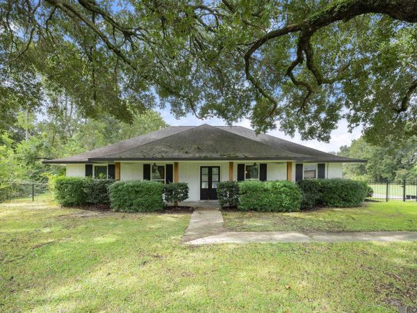 2494 Lirocchi Dr, Baton Rouge, LA 70816