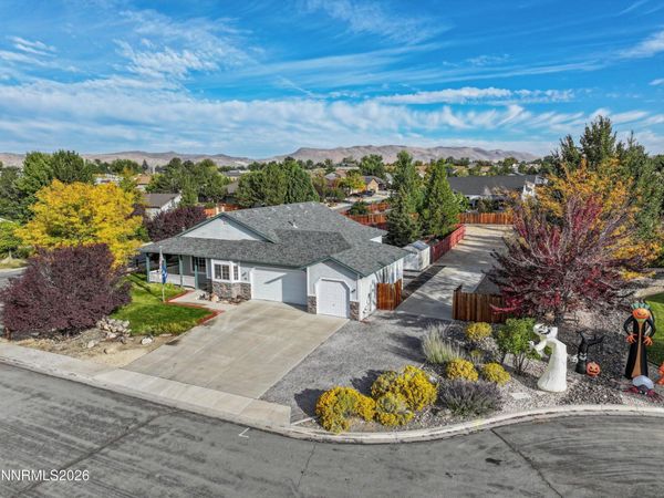 15 Caterpillar Court, Sparks, NV 89441