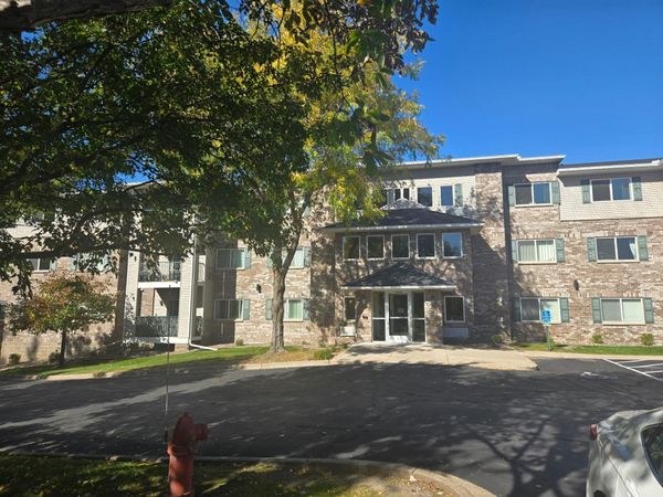 16520 Tranquility Court SE, Unit 303, Prior Lake, MN 55372